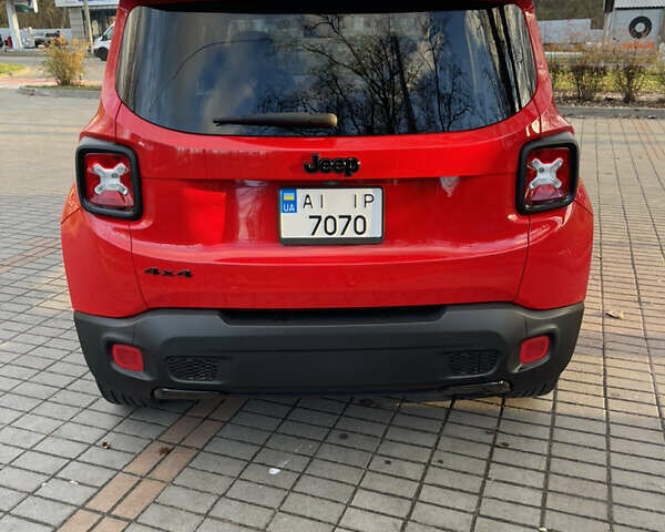 Красный Джип Ренегат, объемом двигателя 2.36 л и пробегом 147 тыс. км за 12100 $, фото 1 на Automoto.ua