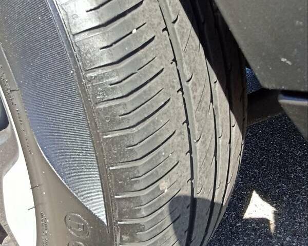 Червоний Джип Ренегат, об'ємом двигуна 2.36 л та пробігом 177 тис. км за 12950 $, фото 27 на Automoto.ua
