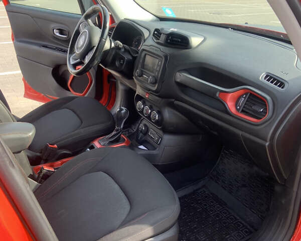 Красный Джип Ренегат, объемом двигателя 2.4 л и пробегом 131 тыс. км за 13999 $, фото 15 на Automoto.ua