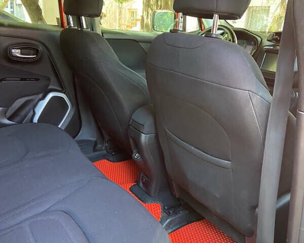 Красный Джип Ренегат, объемом двигателя 2.36 л и пробегом 136 тыс. км за 12300 $, фото 10 на Automoto.ua