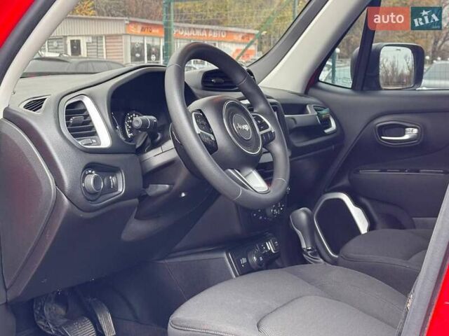 Красный Джип Ренегат, объемом двигателя 2.4 л и пробегом 70 тыс. км за 11999 $, фото 9 на Automoto.ua