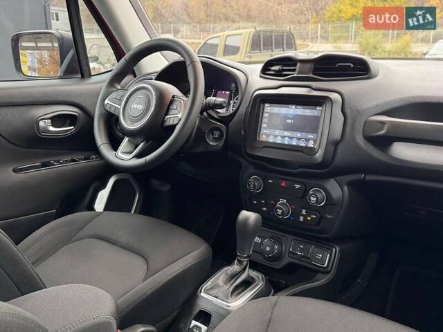 Красный Джип Ренегат, объемом двигателя 2.4 л и пробегом 70 тыс. км за 11999 $, фото 6 на Automoto.ua