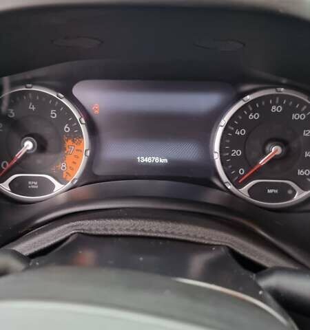 Червоний Джип Ренегат, об'ємом двигуна 2.4 л та пробігом 135 тис. км за 15500 $, фото 18 на Automoto.ua