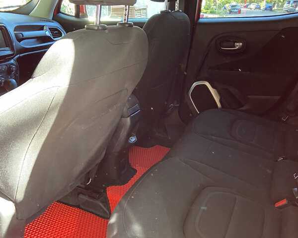 Красный Джип Ренегат, объемом двигателя 2.36 л и пробегом 136 тыс. км за 12300 $, фото 11 на Automoto.ua