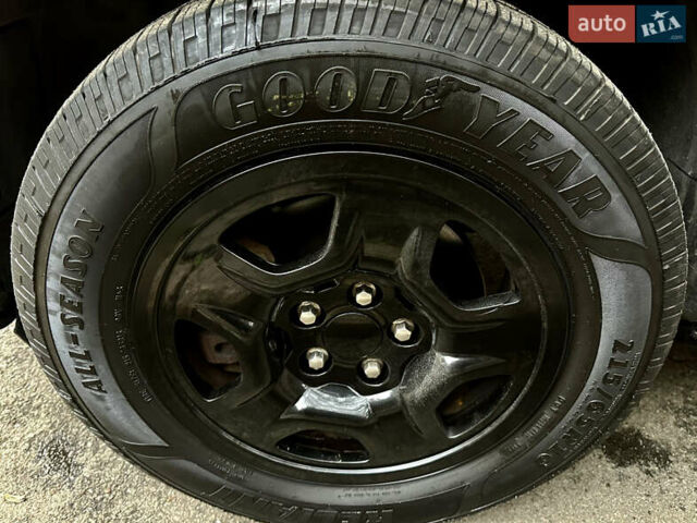 Червоний Джип Ренегат, об'ємом двигуна 2.36 л та пробігом 86 тис. км за 15200 $, фото 18 на Automoto.ua