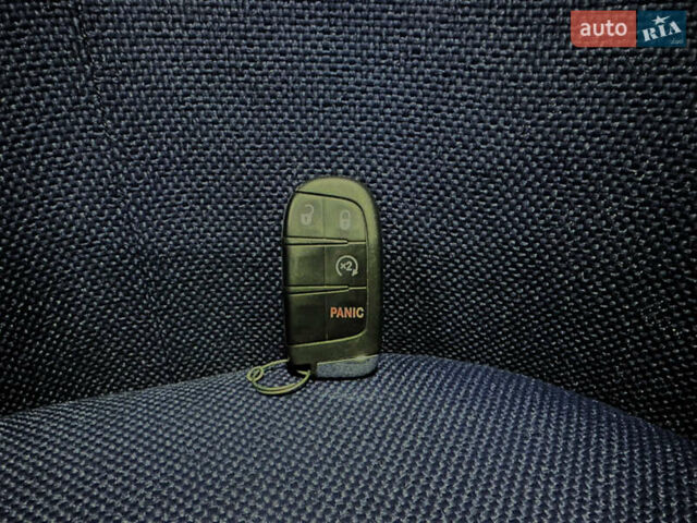 Червоний Джип Ренегат, об'ємом двигуна 2.36 л та пробігом 86 тис. км за 15200 $, фото 19 на Automoto.ua