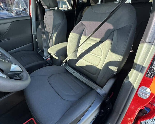 Червоний Джип Ренегат, об'ємом двигуна 2.4 л та пробігом 164 тис. км за 13999 $, фото 19 на Automoto.ua