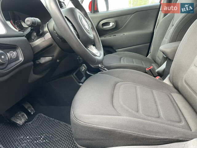 Красный Джип Ренегат, объемом двигателя 2.4 л и пробегом 126 тыс. км за 12950 $, фото 16 на Automoto.ua