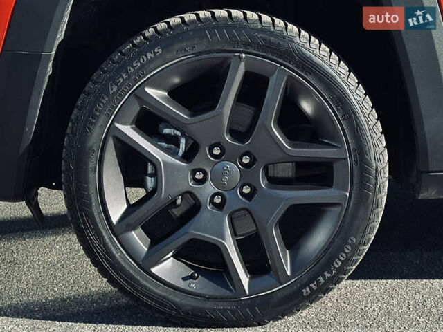 Червоний Джип Ренегат, об'ємом двигуна 2.4 л та пробігом 48 тис. км за 17200 $, фото 5 на Automoto.ua