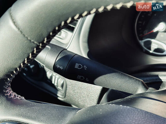 Червоний Джип Ренегат, об'ємом двигуна 2.4 л та пробігом 48 тис. км за 17200 $, фото 46 на Automoto.ua