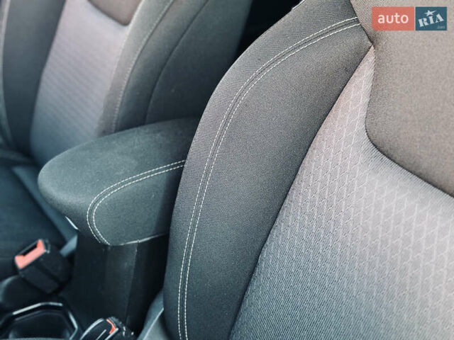 Червоний Джип Ренегат, об'ємом двигуна 2.4 л та пробігом 48 тис. км за 17200 $, фото 51 на Automoto.ua