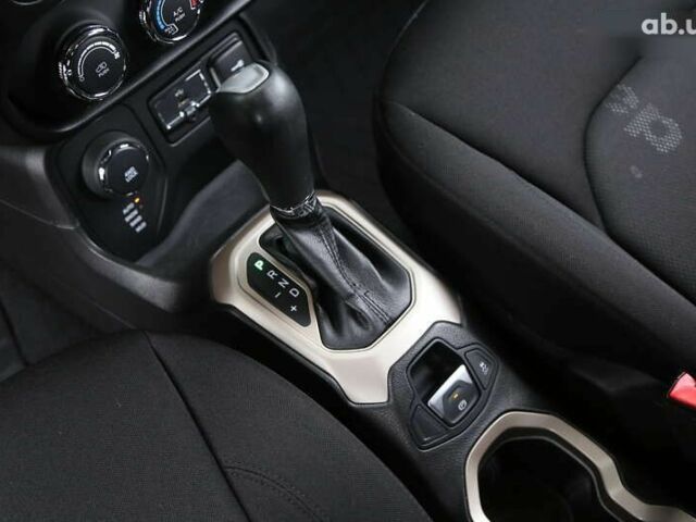 Джип Ренегат, об'ємом двигуна 2.4 л та пробігом 168 тис. км за 12900 $, фото 21 на Automoto.ua