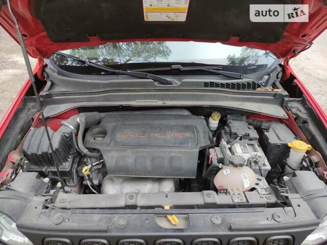 Джип Ренегат, об'ємом двигуна 2.36 л та пробігом 101 тис. км за 12000 $, фото 10 на Automoto.ua