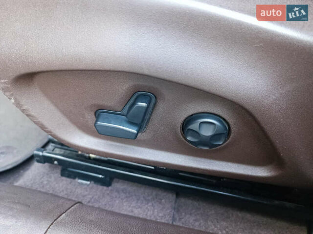 Джип Ренегат, объемом двигателя 2.36 л и пробегом 187 тыс. км за 11900 $, фото 34 на Automoto.ua