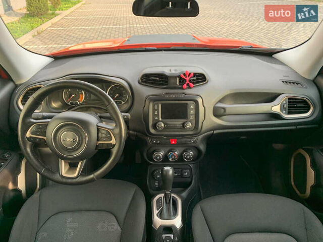 Джип Ренегат, об'ємом двигуна 2.36 л та пробігом 180 тис. км за 12500 $, фото 18 на Automoto.ua