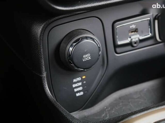 Джип Ренегат, об'ємом двигуна 2.4 л та пробігом 168 тис. км за 12900 $, фото 20 на Automoto.ua