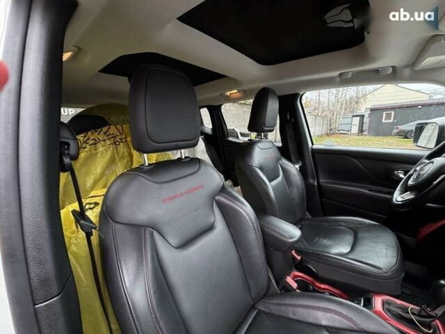 Джип Ренегат, объемом двигателя 0 л и пробегом 120 тыс. км за 14900 $, фото 26 на Automoto.ua