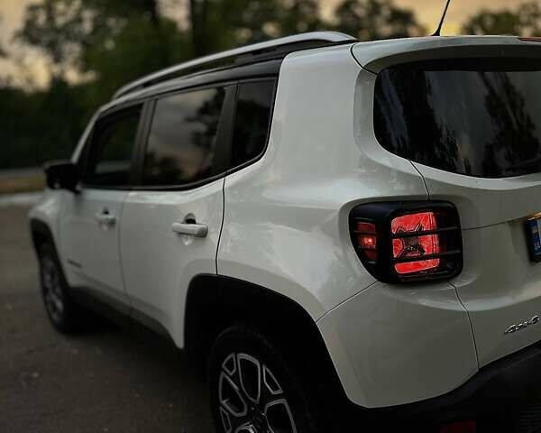 Джип Ренегат, объемом двигателя 2.36 л и пробегом 117 тыс. км за 14800 $, фото 4 на Automoto.ua