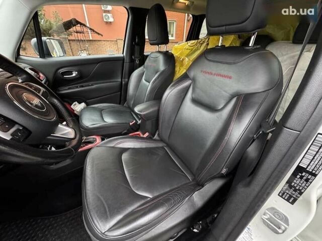 Джип Ренегат, объемом двигателя 0 л и пробегом 120 тыс. км за 14900 $, фото 19 на Automoto.ua