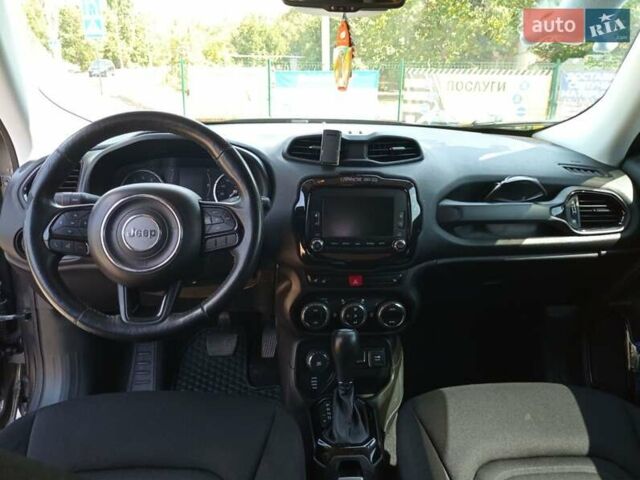 Джип Ренегат, об'ємом двигуна 2.36 л та пробігом 82 тис. км за 14000 $, фото 6 на Automoto.ua