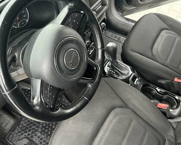 Джип Ренегат, об'ємом двигуна 2.36 л та пробігом 135 тис. км за 16032 $, фото 8 на Automoto.ua