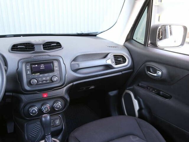 Джип Ренегат, объемом двигателя 2.4 л и пробегом 142 тыс. км за 13700 $, фото 14 на Automoto.ua