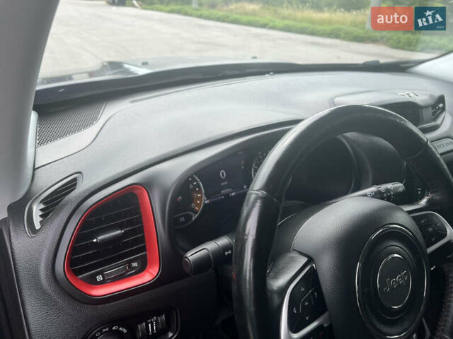 Джип Ренегат, объемом двигателя 0 л и пробегом 93 тыс. км за 14500 $, фото 10 на Automoto.ua