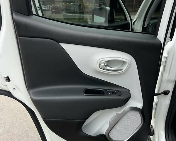 Джип Ренегат, объемом двигателя 2.36 л и пробегом 74 тыс. км за 15299 $, фото 59 на Automoto.ua