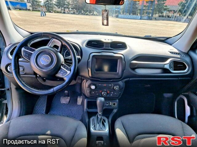 Джип Ренегат, объемом двигателя 24 л и пробегом 264 тыс. км за 12900 $, фото 11 на Automoto.ua