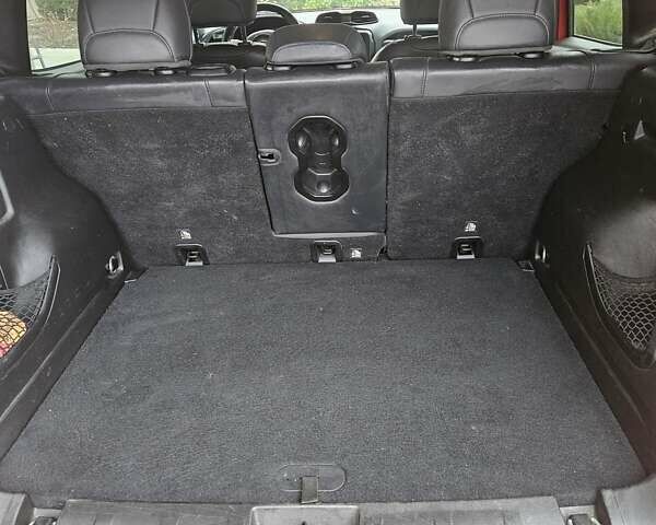 Джип Ренегат, объемом двигателя 2.36 л и пробегом 106 тыс. км за 15000 $, фото 16 на Automoto.ua