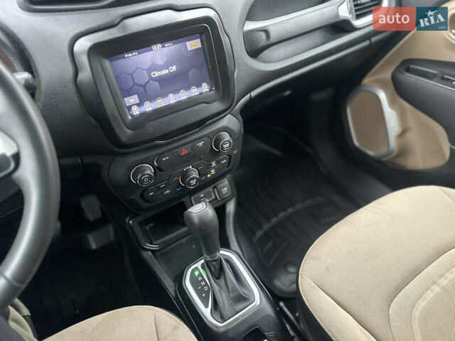 Джип Ренегат, об'ємом двигуна 2.4 л та пробігом 117 тис. км за 9700 $, фото 12 на Automoto.ua