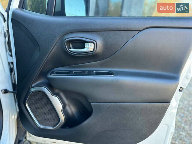 Джип Ренегат, объемом двигателя 2.4 л и пробегом 200 тыс. км за 8999 $, фото 19 на Automoto.ua