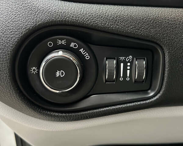 Джип Ренегат, объемом двигателя 2.36 л и пробегом 74 тыс. км за 15299 $, фото 67 на Automoto.ua