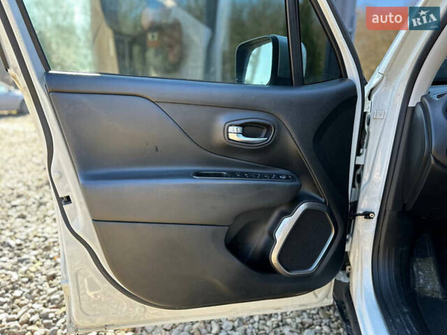 Джип Ренегат, объемом двигателя 2.4 л и пробегом 200 тыс. км за 8999 $, фото 13 на Automoto.ua