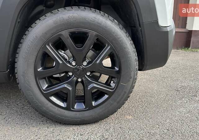 Джип Ренегат, об'ємом двигуна 2.36 л та пробігом 110 тис. км за 13200 $, фото 11 на Automoto.ua