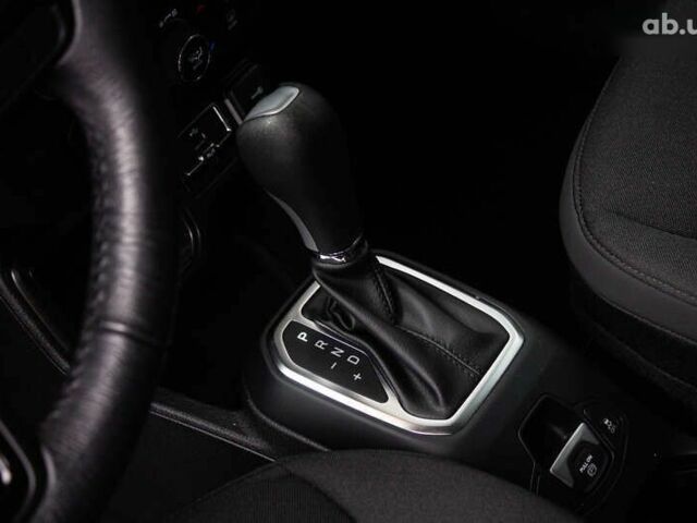 Джип Ренегат, объемом двигателя 2.4 л и пробегом 60 тыс. км за 15800 $, фото 23 на Automoto.ua