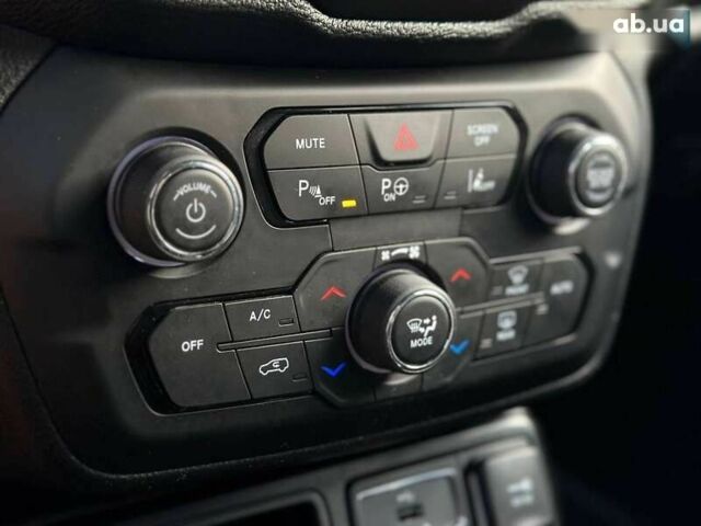 Джип Ренегат, об'ємом двигуна 1.3 л та пробігом 56 тис. км за 14490 $, фото 27 на Automoto.ua
