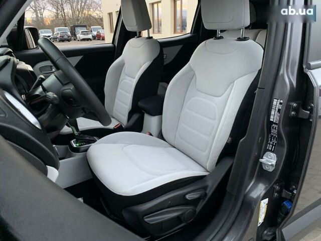 Джип Ренегат, об'ємом двигуна 2.4 л та пробігом 95 тис. км за 13499 $, фото 25 на Automoto.ua