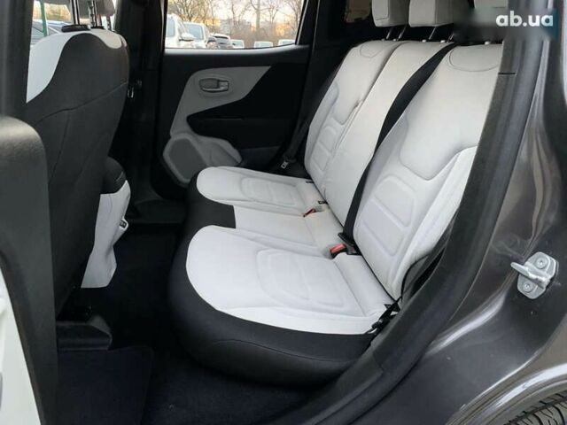 Джип Ренегат, об'ємом двигуна 2.4 л та пробігом 95 тис. км за 13499 $, фото 27 на Automoto.ua