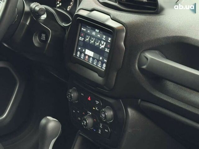 Джип Ренегат, об'ємом двигуна 2.4 л та пробігом 89 тис. км за 14500 $, фото 29 на Automoto.ua