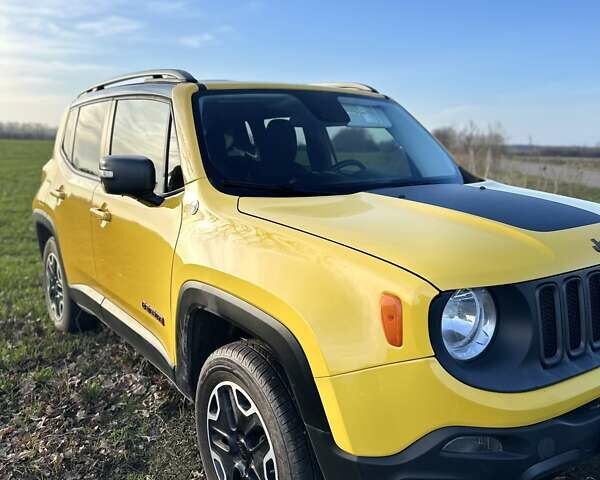 Желтый Джип Ренегат, объемом двигателя 2.36 л и пробегом 187 тыс. км за 12500 $, фото 13 на Automoto.ua