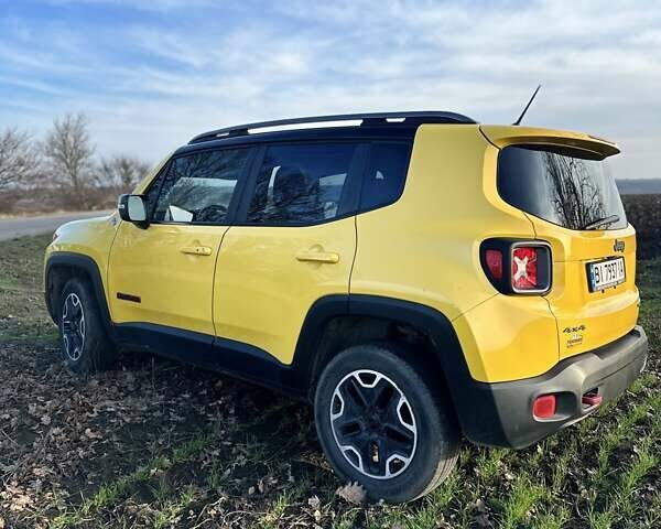 Желтый Джип Ренегат, объемом двигателя 2.36 л и пробегом 187 тыс. км за 12500 $, фото 5 на Automoto.ua