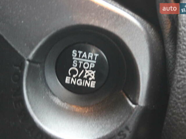 Желтый Джип Ренегат, объемом двигателя 2.36 л и пробегом 197 тыс. км за 11999 $, фото 30 на Automoto.ua