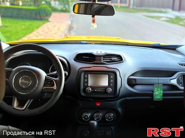 Жовтий Джип Ренегат, об'ємом двигуна 2.4 л та пробігом 194 тис. км за 11600 $, фото 3 на Automoto.ua