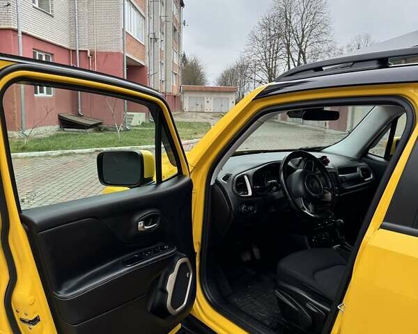 Желтый Джип Ренегат, объемом двигателя 2.36 л и пробегом 92 тыс. км за 14300 $, фото 17 на Automoto.ua