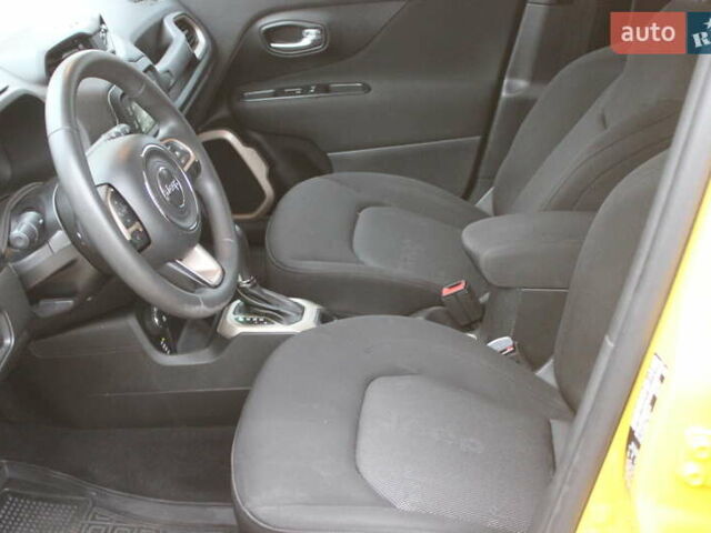 Желтый Джип Ренегат, объемом двигателя 2.36 л и пробегом 197 тыс. км за 11999 $, фото 19 на Automoto.ua