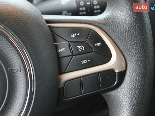 Желтый Джип Ренегат, объемом двигателя 2.36 л и пробегом 197 тыс. км за 11999 $, фото 29 на Automoto.ua