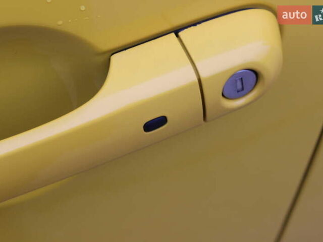 Желтый Джип Ренегат, объемом двигателя 2.36 л и пробегом 197 тыс. км за 11999 $, фото 14 на Automoto.ua