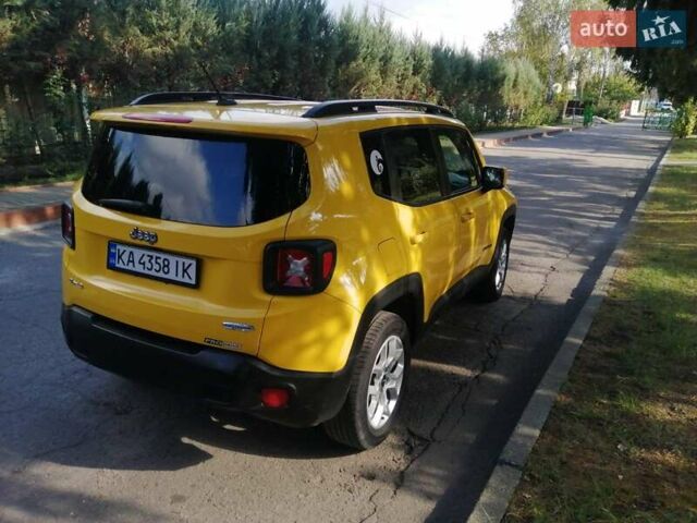 Желтый Джип Ренегат, объемом двигателя 2.36 л и пробегом 173 тыс. км за 11650 $, фото 2 на Automoto.ua