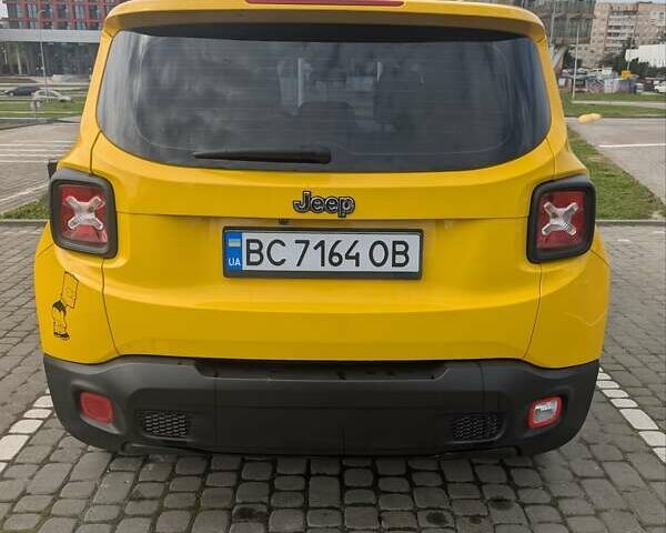 Желтый Джип Ренегат, объемом двигателя 2.36 л и пробегом 123 тыс. км за 14100 $, фото 5 на Automoto.ua